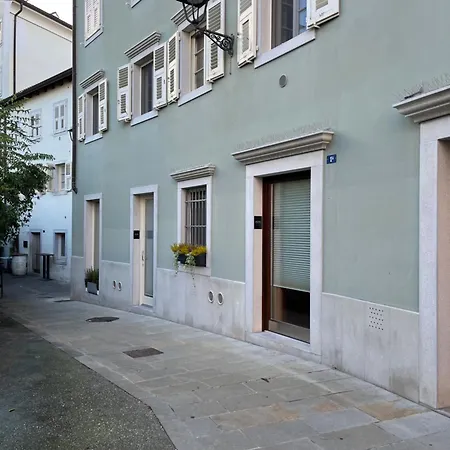 Habemus Loft - The Twins Raffinato Design Contemporaneo Nel Cuore Storico Di Appartement