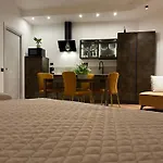 Apartment Habemus Loft - The Twins Raffinato Design Contemporaneo Nel Cuore Storico Di Trieste
