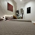 Habemus Loft - The Twins Raffinato Design Contemporaneo Nel Cuore Storico Di Apartment *