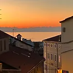 Apartment Habemus Loft - The Twins Raffinato Design Contemporaneo Nel Cuore Storico Di Trieste