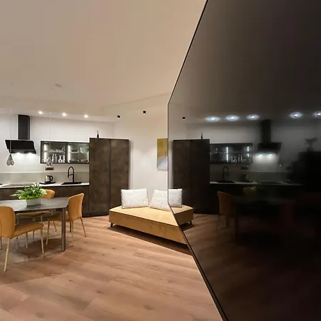 Habemus Loft - The Twins Raffinato Design Contemporaneo Nel Cuore Storico Di アパート トリエステ