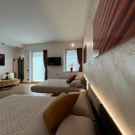 Habemus Loft - The Twins Raffinato Design Contemporaneo Nel Cuore Storico Di 아파트 트리에스테