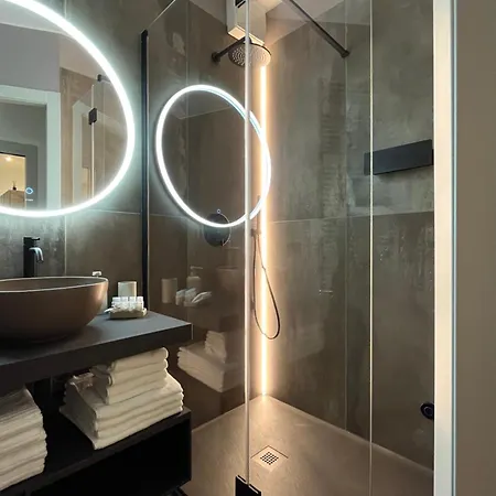 Habemus Loft - The Twins Raffinato Design Contemporaneo Nel Cuore Storico Di * 트리에스테