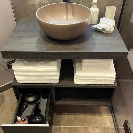 Habemus Loft - The Twins Raffinato Design Contemporaneo Nel Cuore Storico Di 트리에스테